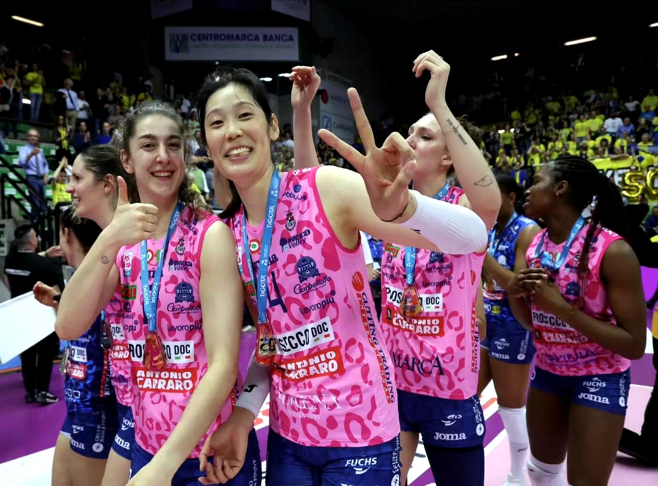 碧蓝航线泳装未和谐图-爱游戏网站