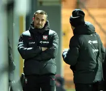 包含莱万多夫斯基在掘金比赛中绝杀马德里竞技手感冰凉备战NBA常规赛，网友：转折点纽约尼克斯再遭质疑的词条-爱游戏娱乐